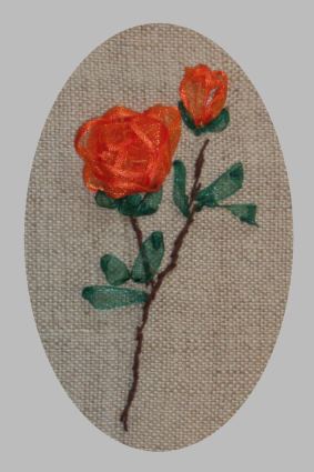 Kukkaortti pellavakankaalle